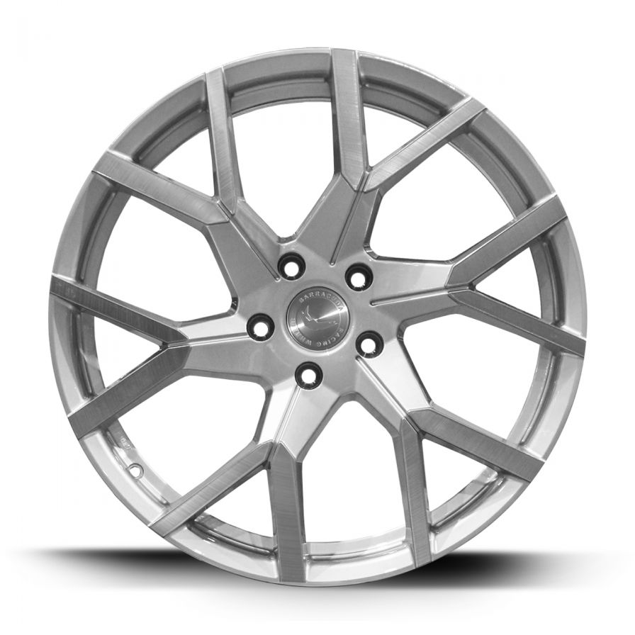 Barracuda<br>Tzunamee Evo - Silver Brushed (18x8)