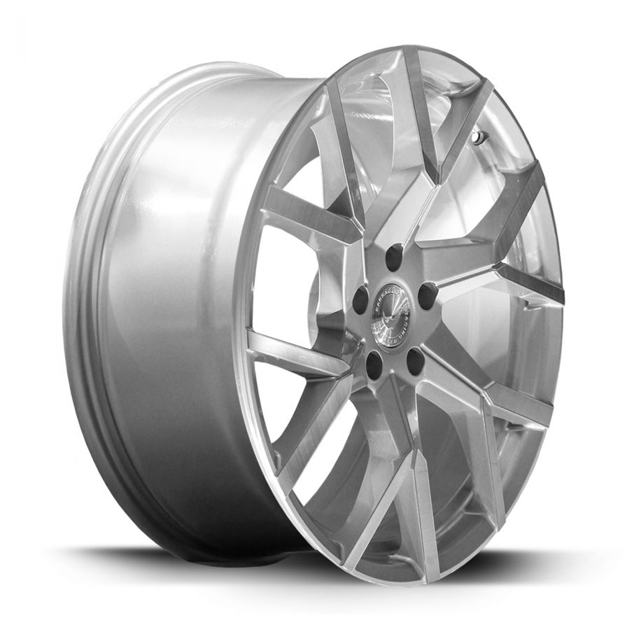 Barracuda<br>Tzunamee Evo - Silver Brushed (18x8)